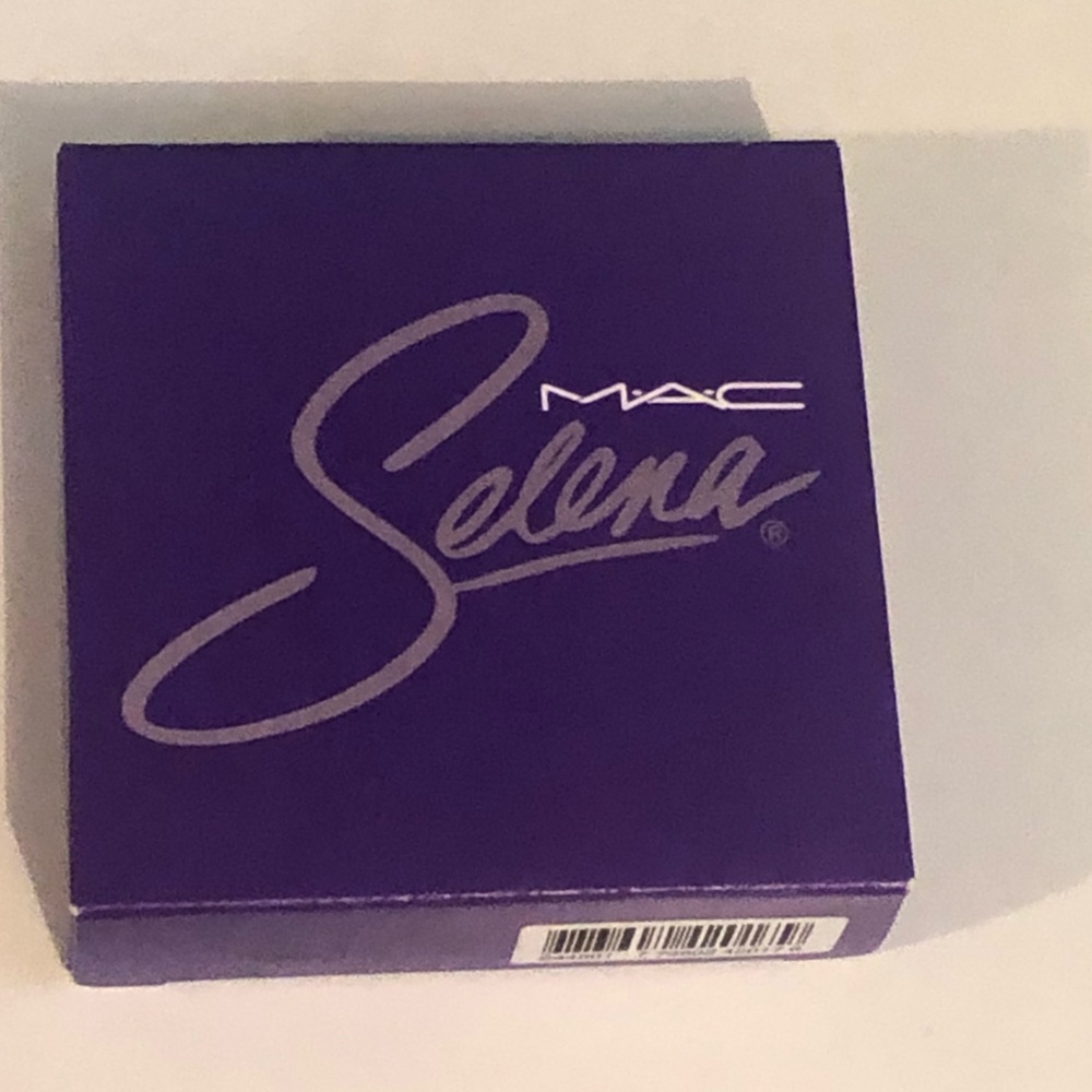 Brand new Mac Selena blush duo